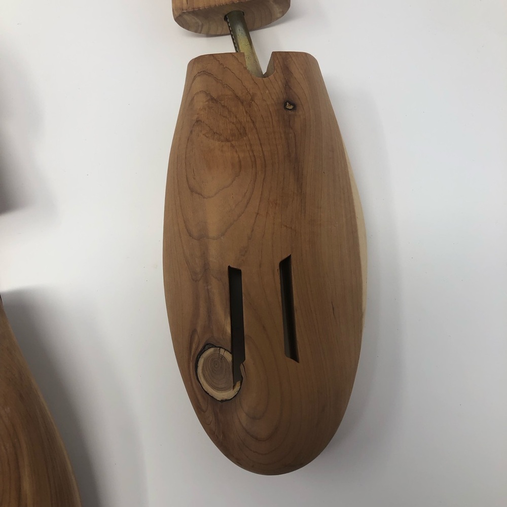 Allen Edmonds Full Toe Pair of Cedar Shoe Trees Size XXL - Picture 4 of 6
